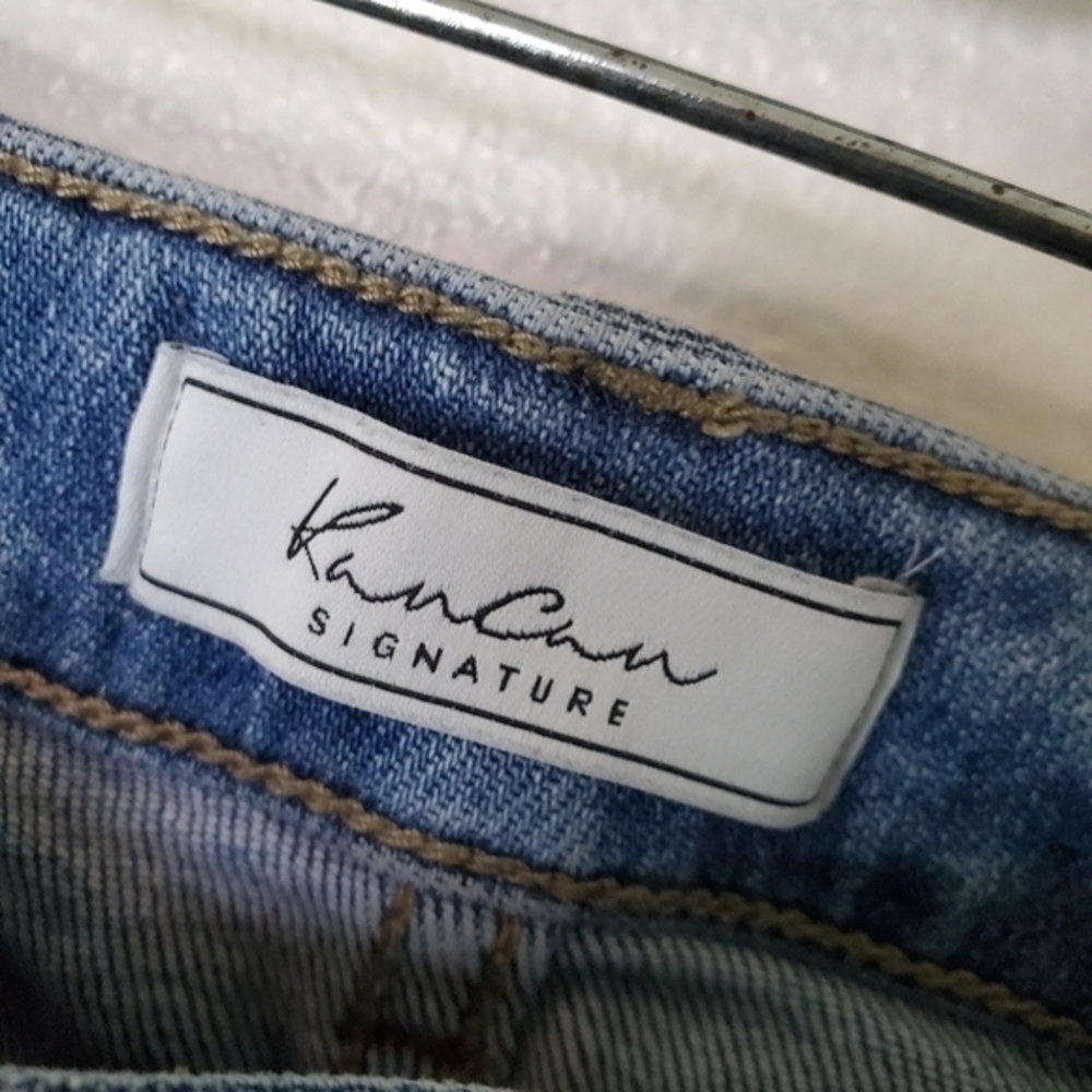 KanCan Signature Women's Mid Rise Ankle Skinny Jean in Cropped Stretch‎ Denim - Picture 4 of 12